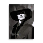 Stile Divina con Cappello